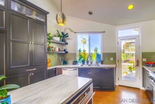 Single Family Residence, 1876 Sefton pl, San Diego, CA 92107 - 10