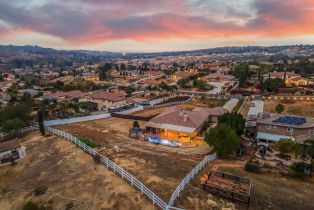 Single Family Residence, 16627 Eagle Peak rd, Riverside, CA 92504 - 33