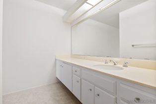 Condominium, 17485 Plaza Del Curtidor, San Diego, CA 92128 - 20