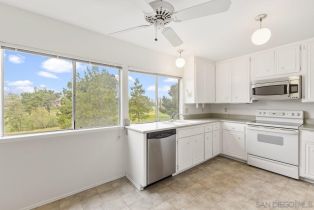 Condominium, 17485 Plaza Del Curtidor, San Diego, CA 92128 - 8