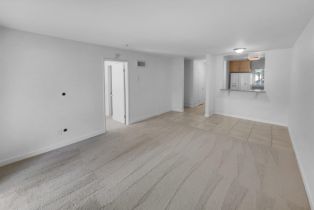 Condominium, 7405 Charmant dr, San Diego, CA 92122 - 12