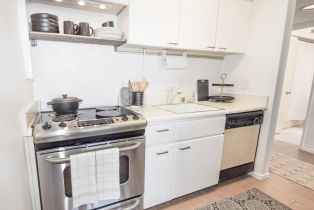 , 1720 Avenida Del Mundo, Coronado, CA 92118 - 5