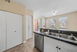 Condominium, 18660 Caminito Cantilena, San Diego, CA 92128 - 11