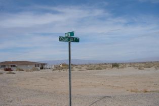 Land, 998 Desert Isle Ave, Thermal, CA  Thermal, CA 92274