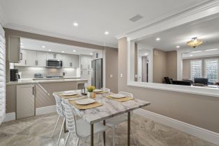 Condominium, 719 F ave, Coronado, CA 92118 - 18