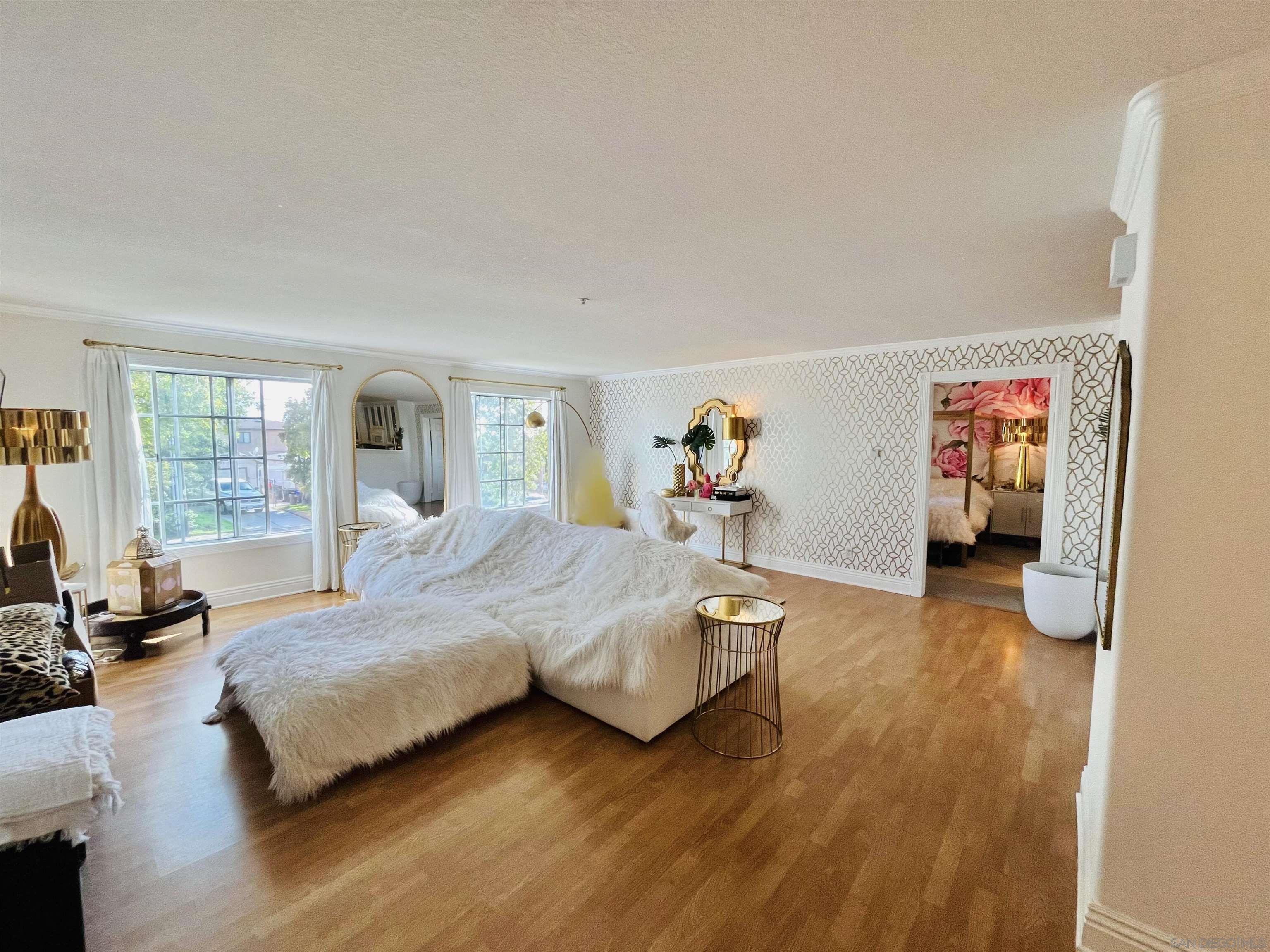 Condominium, 2037 Burton st, San Diego, CA 92111 - 1