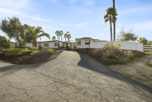 Single Family Residence, 701 Fallbrook st, Fallbrook, CA 92028 - 55
