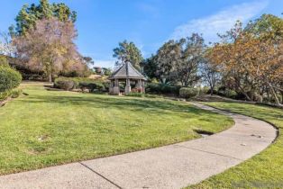 Single Family Residence, 1964 Tracy ct, Fallbrook, CA 92028 - 4