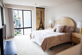 Condominium, 8110 El Paseo Grande, La Jolla, CA 92037 - 10