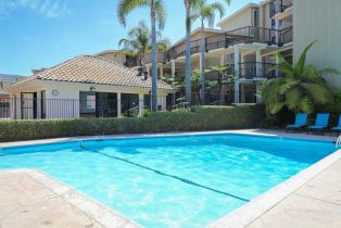 Condominium, 8110 El Paseo Grande, La Jolla, CA 92037 - 17