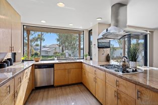 Single Family Residence, 8273 Caminito Lacayo, La Jolla, CA 92037 - 18