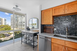 , 1810 Avenida del Mundo, Coronado, CA 92118 - 8