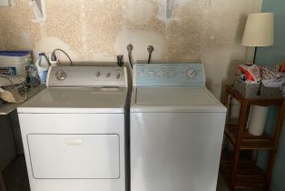 , 8271 Caminito Modena, La Jolla, CA 92037 - 18