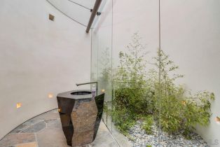 , 724 Muirlands Vista way, La Jolla, CA 92037 - 7