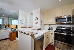 Condominium, 999 Pacific st, Oceanside, CA 92054 - 5