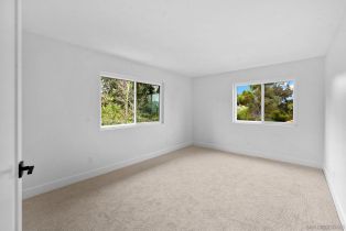 Single Family Residence, 7645 Calle Madero, Carlsbad, CA 92009 - 28