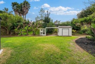 Single Family Residence, 7645 Calle Madero, Carlsbad, CA 92009 - 30