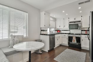 Condominium, 26322 Plata ln, Calabasas, CA 91302 - 14
