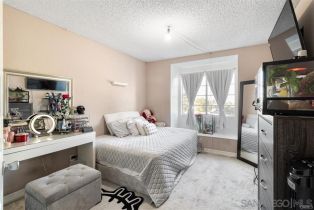 , 6716 Carobwood way, Riverside, CA 92506 - 17