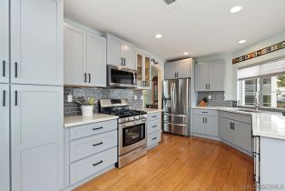 Single Family Residence, 3319 Tripoli way, Oceanside, CA 92056 - 5