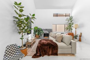 Condominium, 10926 Bluffside dr, Studio City, CA 91604 - 13