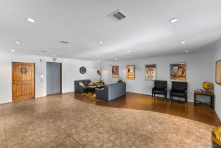 Condominium, 10926 Bluffside dr, Studio City, CA 91604 - 31