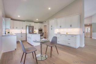 Single Family Residence, 2334 Kimberly ct, Carlsbad, CA 92008 - 17