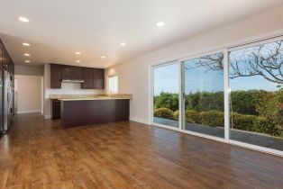 , 2342 Via Siena, La Jolla, CA 92037 - 4