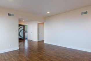 , 2342 Via Siena, La Jolla, CA 92037 - 6