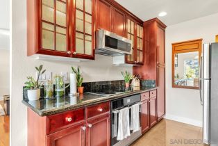 Condominium, 8640 Via Mallorca, La Jolla, CA 92037 - 4