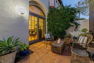 , 937 F ave, Coronado, CA 92118 - 3