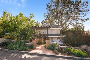 , 573 Amphitheatre dr, Del Mar, CA 92014 - 3