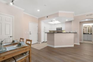 Condominium, 4165 Executive dr, La Jolla, CA 92037 - 8