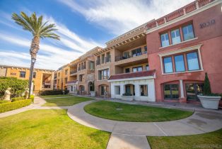 , 1020 Genter st, La Jolla, CA 92037 - 5