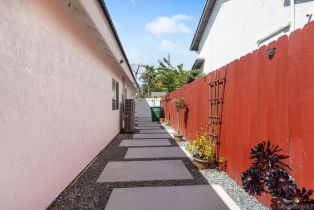 Single Family Residence, 2801 Jacaranda ave, Carlsbad, CA 92009 - 28