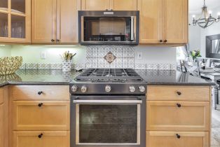 , 384 Bonair st, La Jolla, CA 92037 - 3