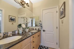 , 384 Bonair st, La Jolla, CA 92037 - 9