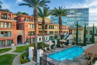 Condominium, 1040 Genter St, La Jolla, CA  La Jolla, CA 92037