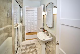 , 529 Fern gln, La Jolla, CA 92037 - 30