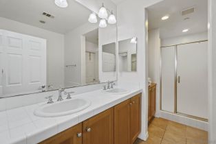 Condominium, 52 Honey Locust, Irvine, CA 92606 - 38