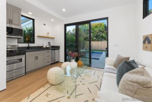 Single Family Residence, 806 Hygeia, Encinitas, CA 92024 - 16