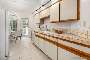Condominium, 8585 Via Mallorca, La Jolla, CA 92037 - 9