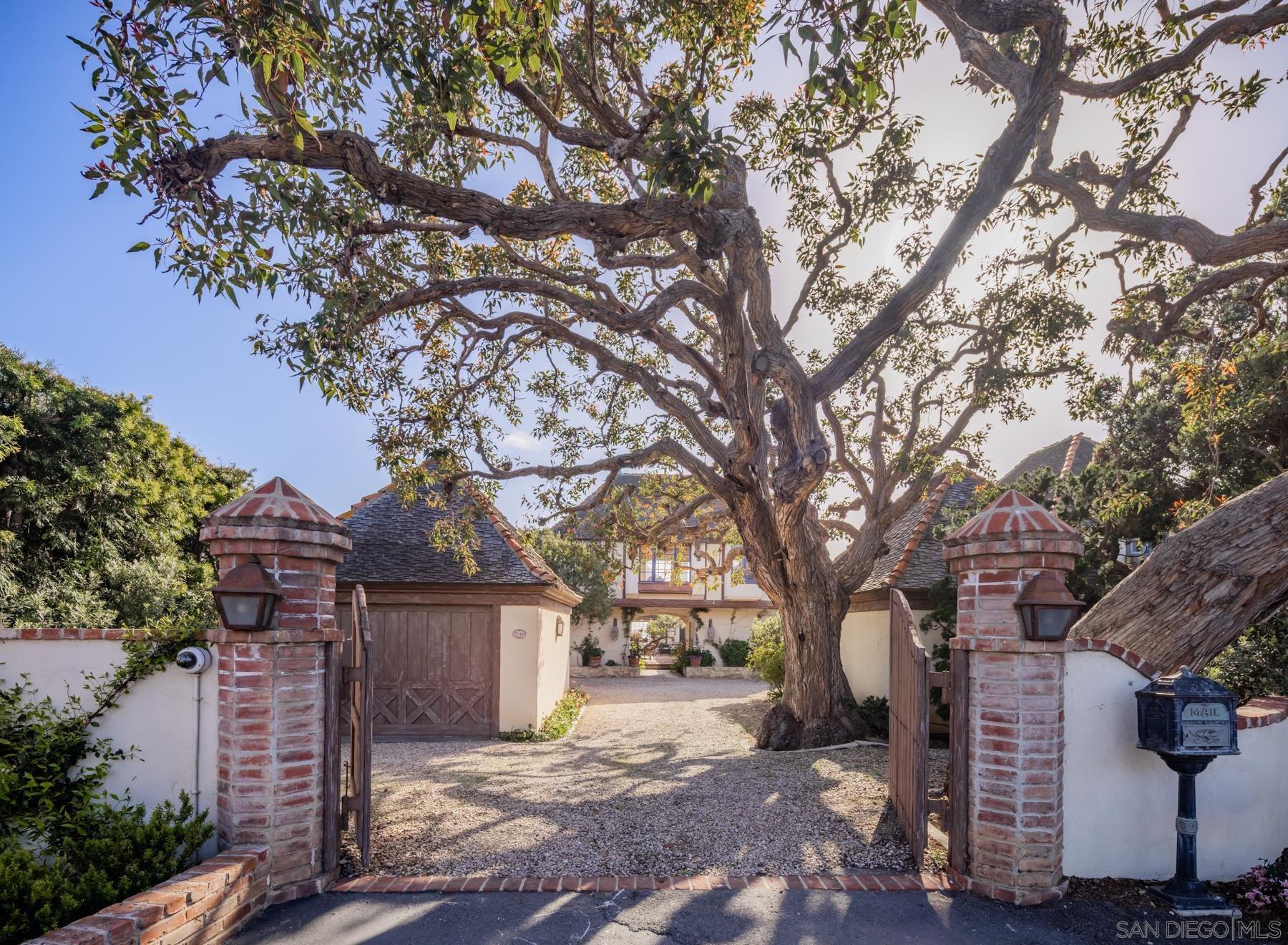 Single Family Residence, 2049 S Pacific st, Oceanside, CA 92054 - 1