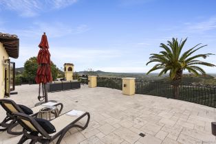 Single Family Residence, 18233 Via Ambiente, Rancho Santa Fe, CA 92067 - 49