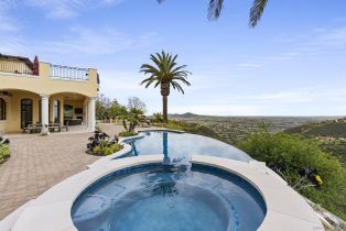 , 18233 Via Ambiente, Rancho Santa Fe, CA 92067 - 60