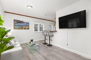 , 1315 Cave st, La Jolla, CA 92037 - 3