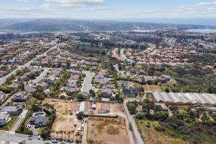 , 1587 Triton st, Carlsbad, CA 92011 - 4