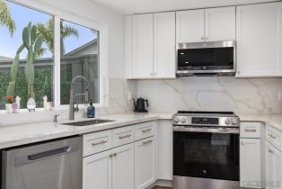 Condominium, 2819 Unicornio st, Carlsbad, CA 92009 - 6