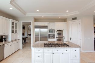 Single Family Residence, 7124 Aviara dr, Carlsbad, CA 92011 - 12