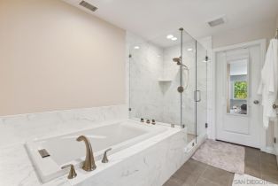 Single Family Residence, 7027 Alicante rd, Carlsbad, CA 92009 - 16